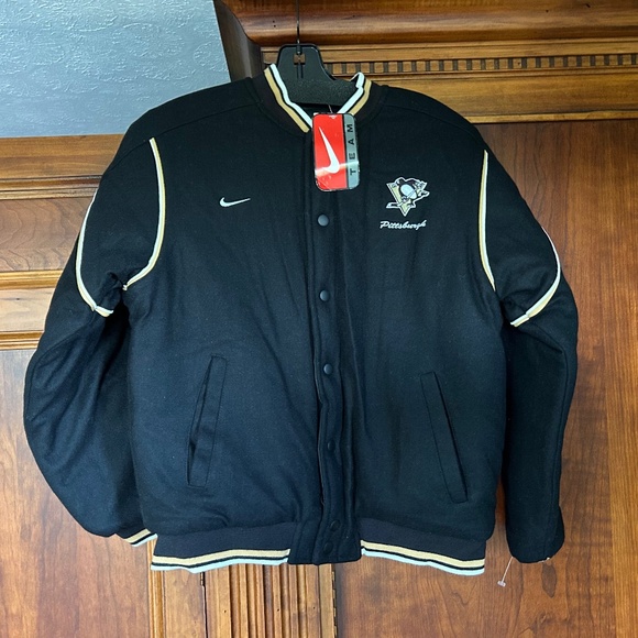 Nike Pittsburgh Penguins Reversible Jacket, Size 16/18 - Picture 1 of 13
